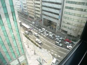 高い